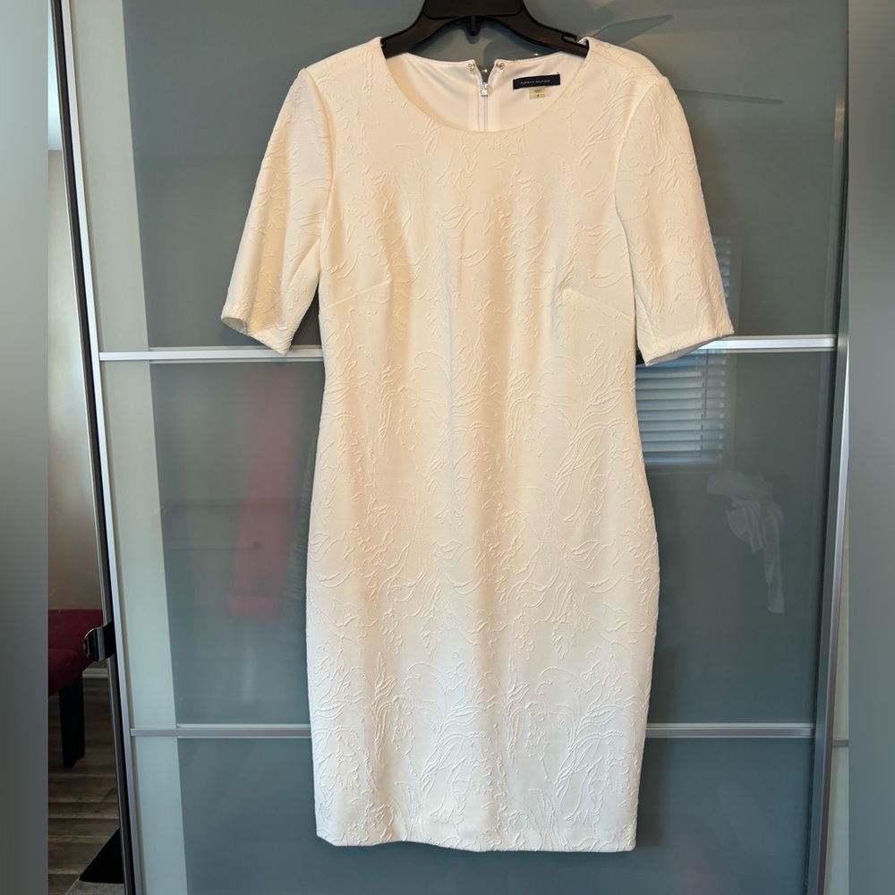 Women’s dress. Tommy Hilfiger 3D detail.